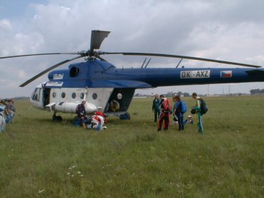 Letadlo Mi-8 pro Tandemové seskoky
